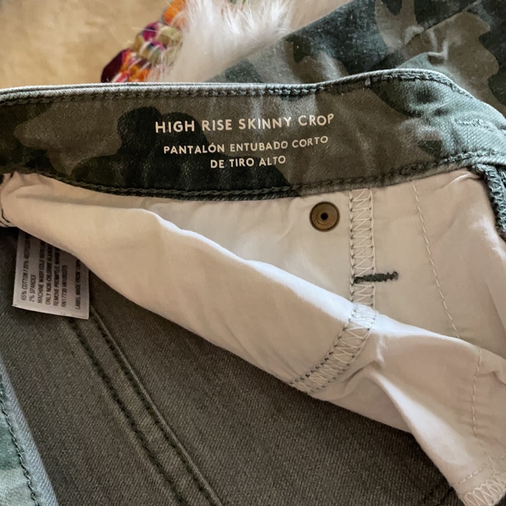 Universal Thread Ladies size 8/29 High Rise Skinny Crop - Picture 5 of 14